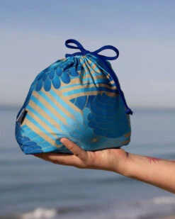 Mid-Length Surfboard Cover - Seaflower -Swim Supply Store 4I7A9755 31c1ba45 a39e 4bf3 a623 d141b417e244