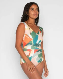 Frida One Piece - Brisa -Swim Supply Store Frida Brisa Multicolor Floral Pattern Swim Suit One Piece V Neck 7
