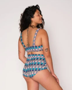 Georgia Bikini Top - Antibes -Swim Supply Store SEEA Georgia Bikini Antibes 4X5 8 e55354d3 fee4 4258 86c1 a54e9a112958