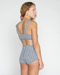 Georgia Bikini Top - Selene -Swim Supply Store SEEA Georgia Bikini Selene 4X5 6 39eb374e eb1f 4d1a a853 6c42bbe0ec3a