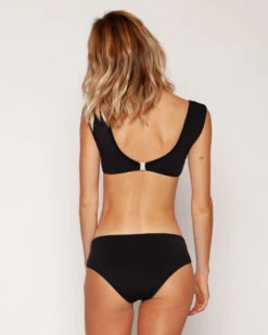 Goa Bikini Top - Black -Swim Supply Store SEEA Goa Black 4X5 Piper 1 0e5dd24e 34e8 4db1 8837 3bf705e5dbe7