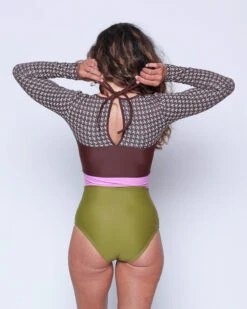 Hermosa One Piece - Mustang -Swim Supply Store SEEA Hermosa OnePiece Mustang 4X5 6