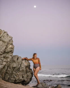 Hermosa One Piece - Freya 17 Hermosa One Piece - Freya -Swim Supply Store SEEA Hermosa Surfsuit Freya Lifestyle 4X5 1