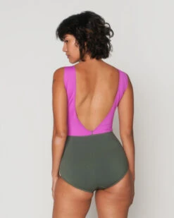 Lido One Piece - Jazzberry (RC-Skin) -Swim Supply Store SEEA Lido Onepiec Jazzberry 4X5 3