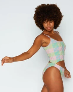 Macarena One Piece - Amos -Swim Supply Store SEEA Macarena Onepiece Amos 4X5 120