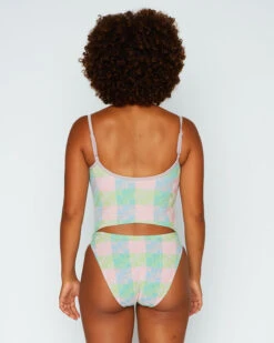 Macarena One Piece - Amos -Swim Supply Store SEEA Macarena Onepiece Amos 4X5 121