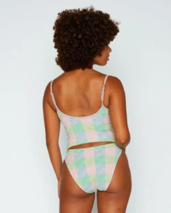 Macarena One Piece - Amos -Swim Supply Store SEEA Macarena Onepiece Amos 4X5 122