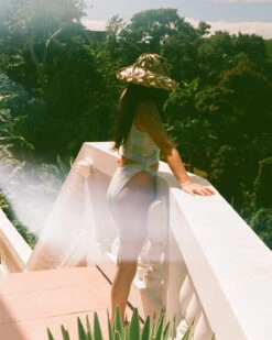 Macarena One Piece - Amos -Swim Supply Store SEEA Macarena Onepiece Amos Lifestyle 4X5 1