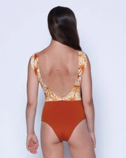 Pacific One Piece - Caramel (RC-SKIN) -Swim Supply Store SEEA Pacific Onepiece Caramel 4X5 7