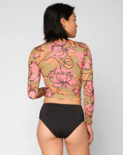 Palomar Crop Top Rashguard - Freya -Swim Supply Store SEEA Palomar Rashguard Freya 4X5 6