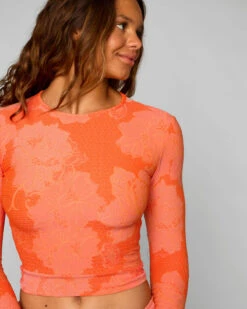 Palomar Crop Top Rashguard - Squeeze -Swim Supply Store SEEA Palomar Rashguard Squeeze 4X5 3