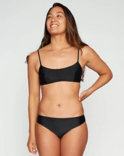 Rella Bikini Top - Black -Swim Supply Store SEEA Rella Bikini Black 4X5 18 1aeb09e0 31c9 47f3 8aee a146b569af4e