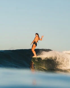 San-O One Piece - Black -Swim Supply Store SEEA SanO Noir Lifestyle 2