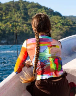 Sila Top - Wavelength 11 Sila Top - Wavelength -Swim Supply Store SEEA Sila Top Wavelength 4X5 6