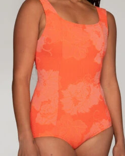 Tofino One Piece - Squeeze 15 Tofino One Piece - Squeeze -Swim Supply Store SEEA Tofino Onepiece Squeeze 4X5 3