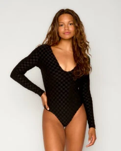 Valentina Surf Suit - Night Check -Swim Supply Store SEEA Valentina Surfsuit Nightcheck 4X5 11