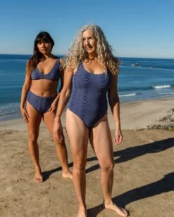 Naomi One Piece - Magma 15 Naomi One Piece - Magma -Swim Supply Store SP24 Naomi OnePiece Magma VP AlisaNaomi 15